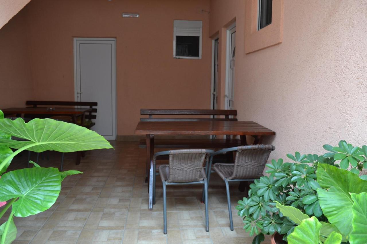 Apartments Milosevic Бар Екстериор снимка