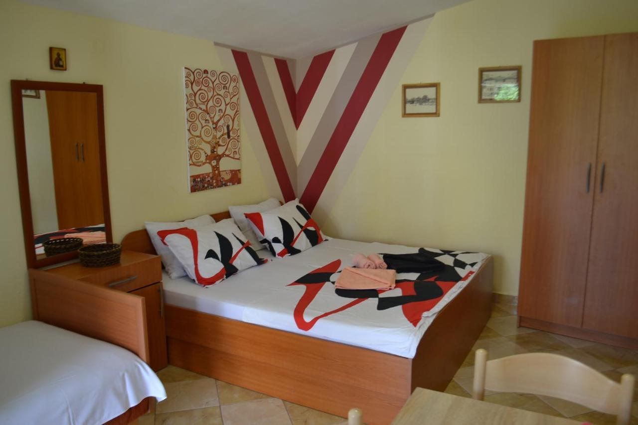 Apartments Milosevic Бар Екстериор снимка